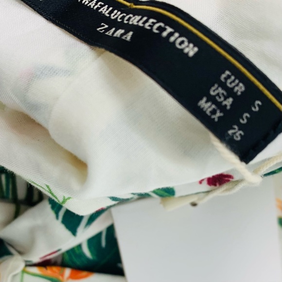 NEW Zara Hawaiian Leaf floral Print Bralette Crop - Picture 7 of 8